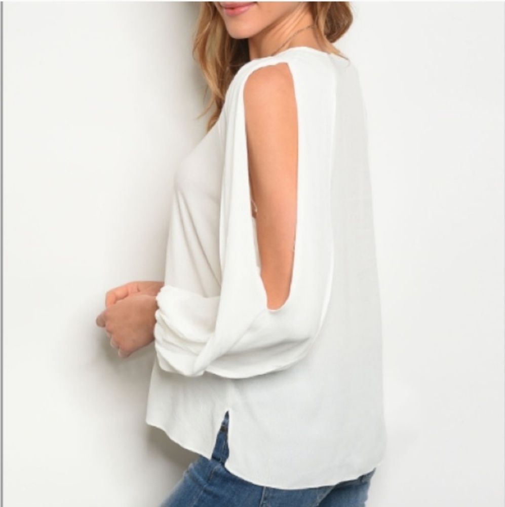 White Long sleeve blouse size Medium
